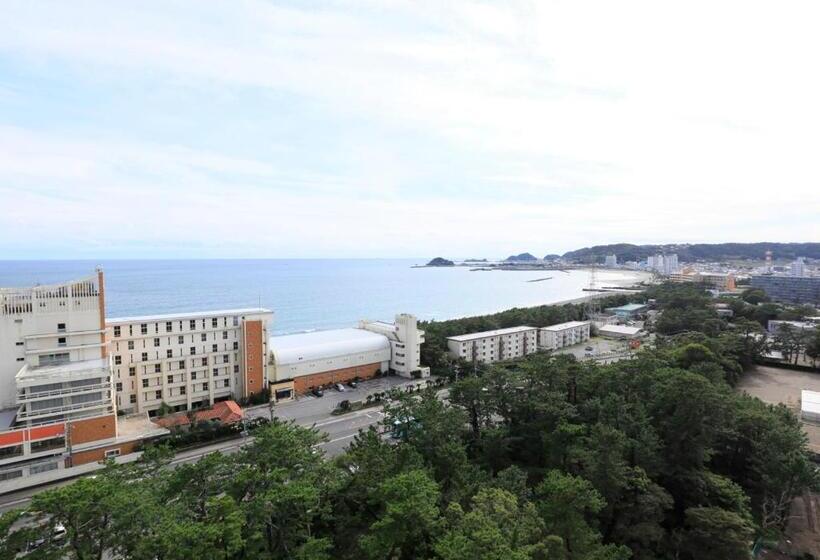 Четырехместный Номер Стандарт, Kamogawa Grand Tower