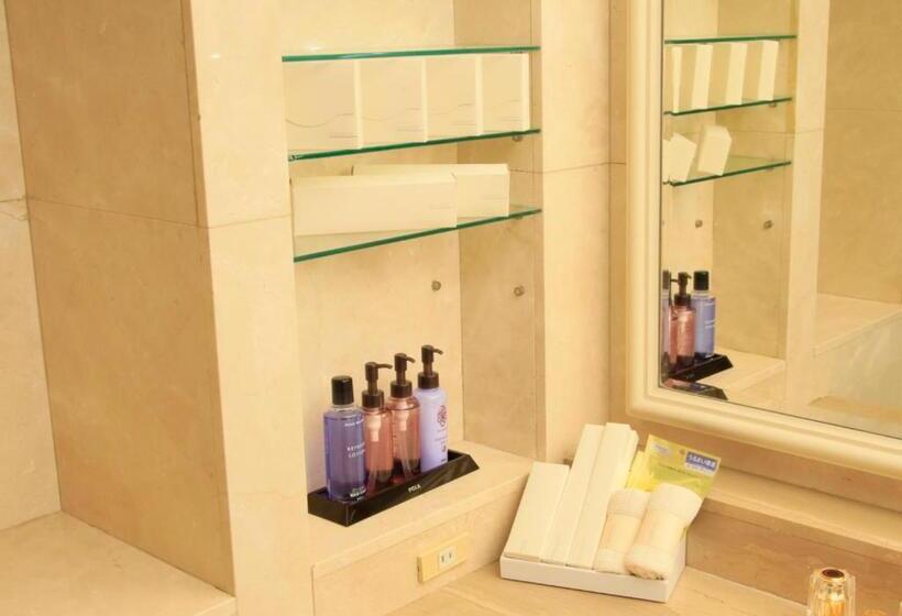 バルコニー付スイート, Kamogawa Grand Tower