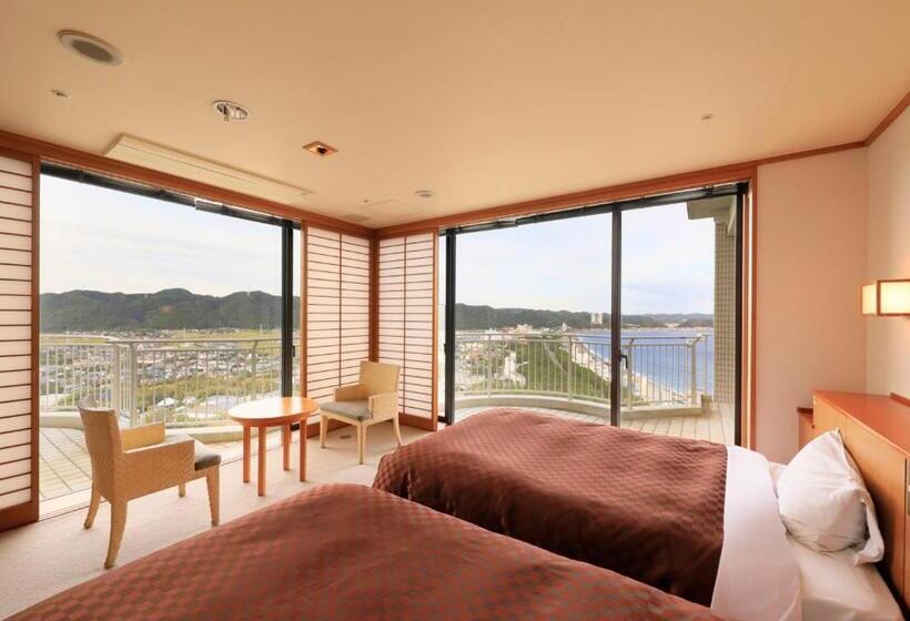 バルコニー付スイート, Kamogawa Grand Tower