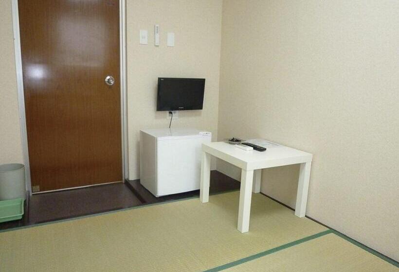 חדר סטנדרט יחיד, Lucky