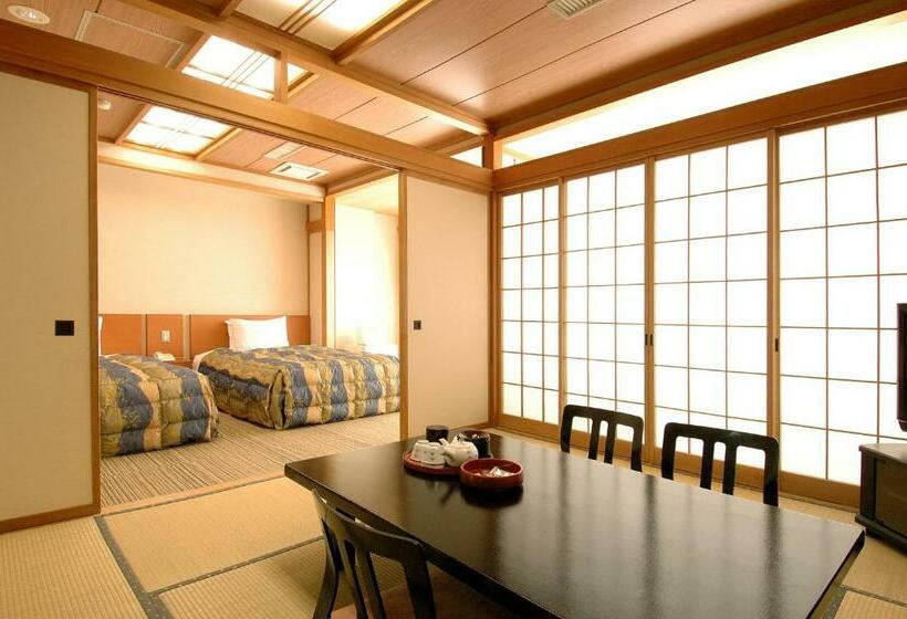 غرفة قياسية مطلّة علي البحر, Zekkeino Yado Inubohsaki