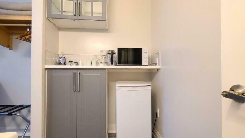 Standard Værelse 2 Dobbeltsenge, Maple Leaf Motel