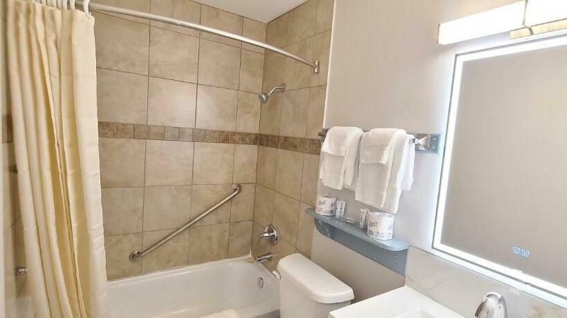 Standard Værelse 2 Dobbeltsenge, Maple Leaf Motel