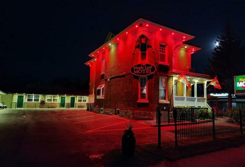 Standard Værelse 2 Dobbeltsenge, Maple Leaf Motel