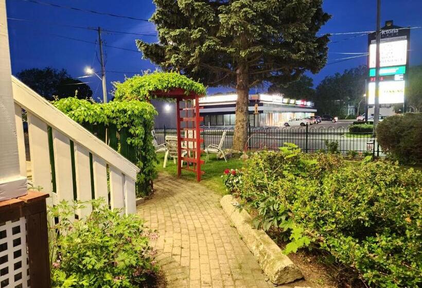 Номер Стандарт 2 Двуспальные Кровати, Maple Leaf Motel