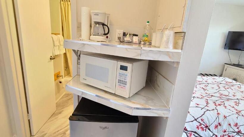 Standard Værelse, Maple Leaf Motel