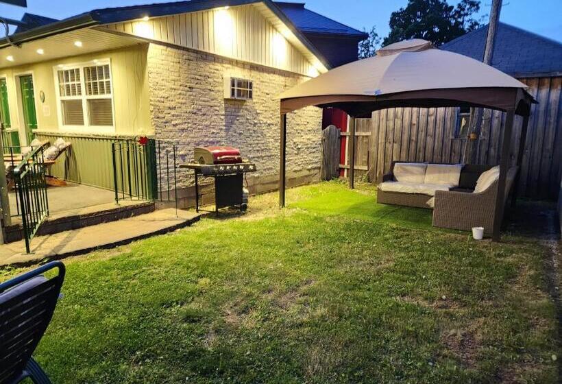 Standard Værelse 2 Dobbeltsenge, Maple Leaf Motel