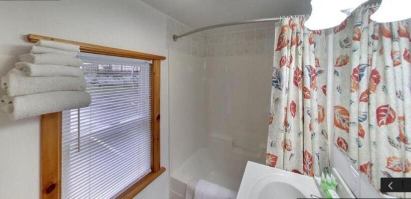 غرفة كومفورت ثلاثية, Dewar's Inn And Cottages