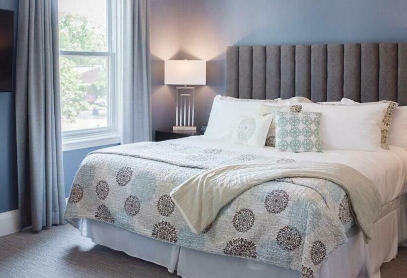 Номер Deluxe, 124 On Queen Hotel & Spa