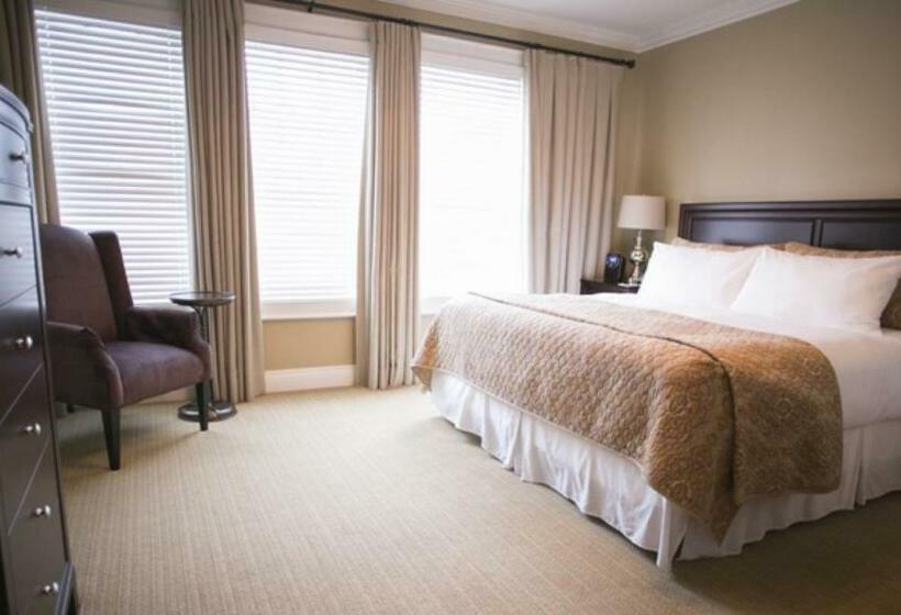 デラックスルーム, 124 On Queen Hotel & Spa