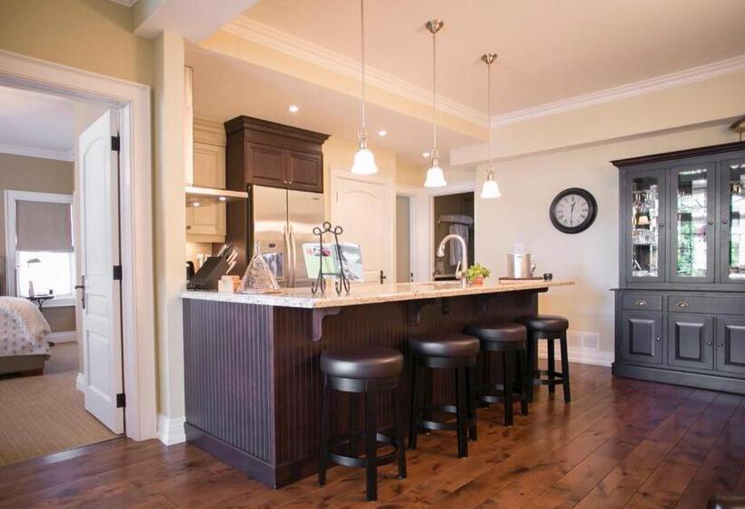 Вилла 2 Спальни, 124 On Queen Hotel & Spa