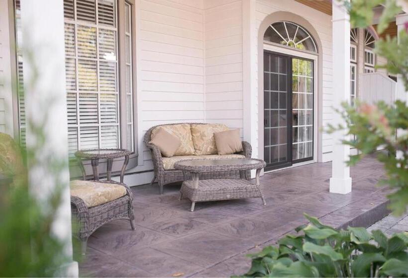 Вилла 2 Спальни, 124 On Queen Hotel & Spa