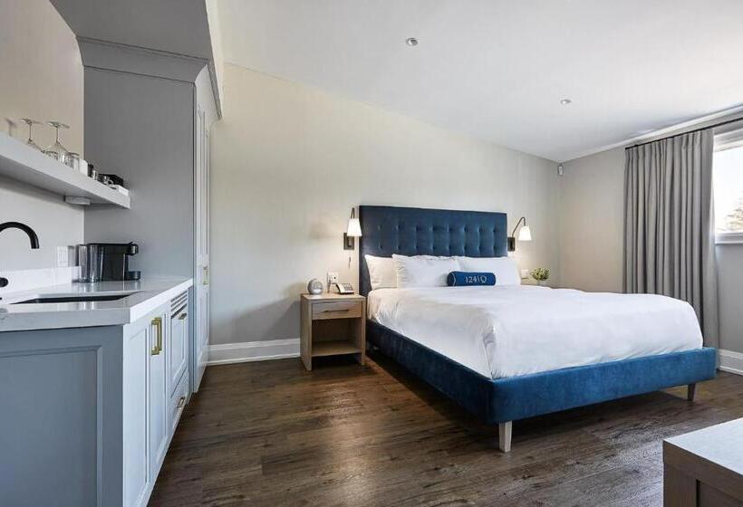 身障者適用キングサイズベッドルーム, 124 On Queen Hotel & Spa