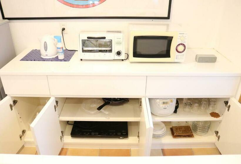 스위트, 海まで徒歩1分 沖縄でも珍しい絶景ホテル 贅沢プライベートビーチ付き ビーチルーム