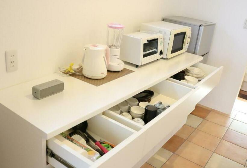 발코니가 있는 스위트, 海まで徒歩1分 沖縄でも珍しい絶景ホテル 贅沢プライベートビーチ付き ビーチルーム