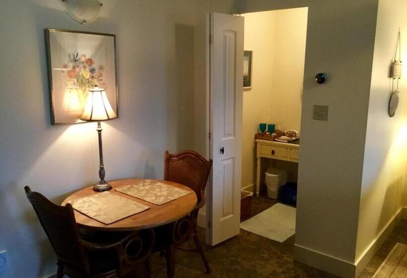 豪华套房, The Tuwanek Hotel And Spa