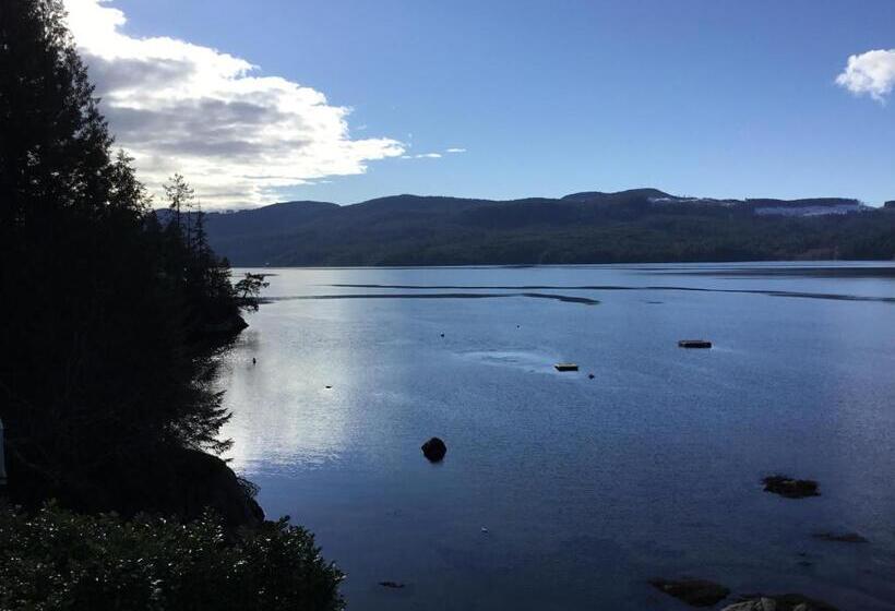 带大床的豪华间, The Tuwanek Hotel And Spa