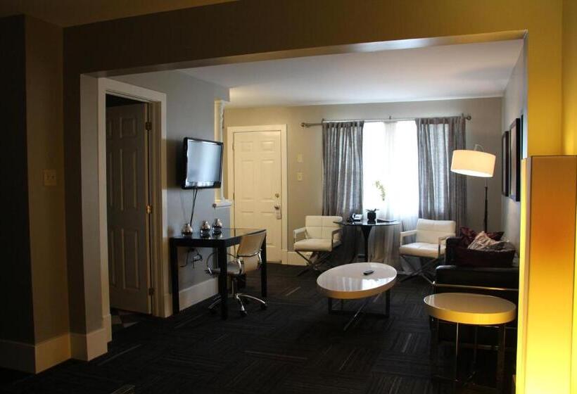 패밀리 스위트, Willow Bend Motel