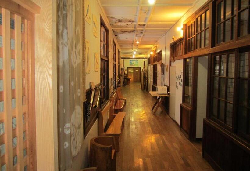 스탠다드 룸, Boken Kazoku