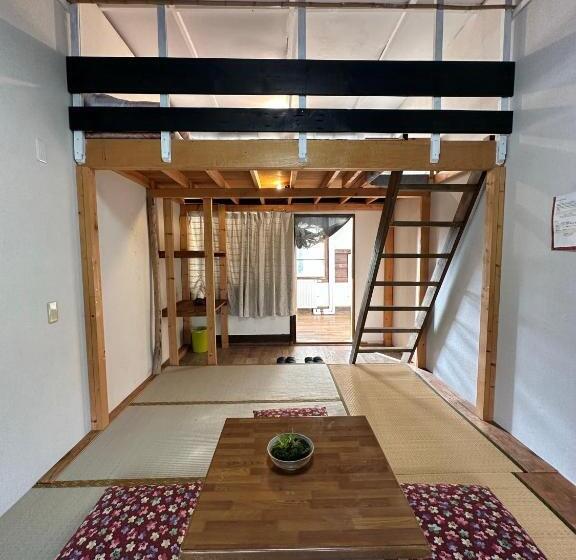 스탠다드 룸, Boken Kazoku