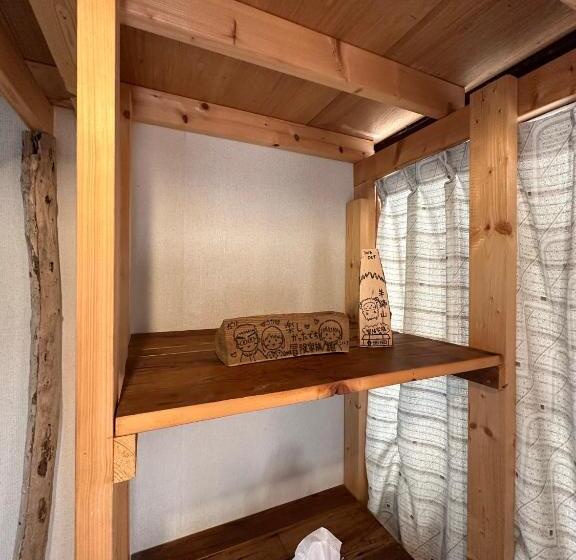 스탠다드 룸, Boken Kazoku