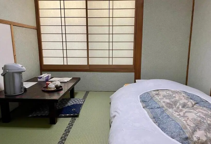 اتاق استاندارد یک تخته با سرویس بهداشتی مشترک, Ryokan Matsukaze