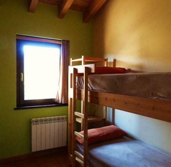 اتاق استاندارد با سرویس بهداشتی مشترک, Xalet Refugi Pere Carne