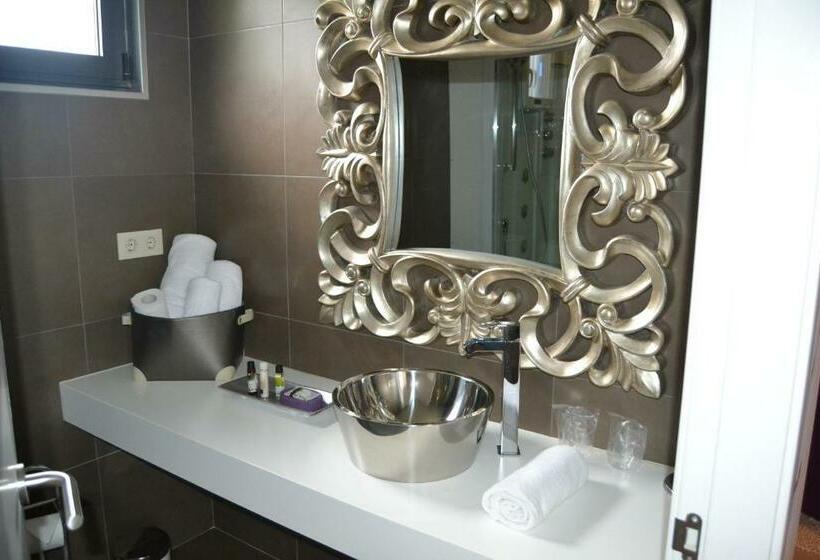 اتاق استاندارد, 7 Uvas