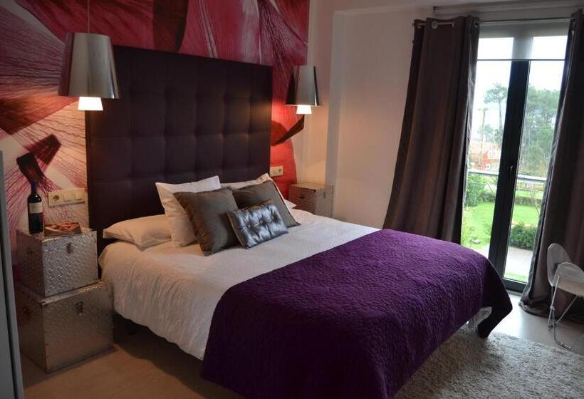 اتاق استاندارد یک نفره, 7 Uvas