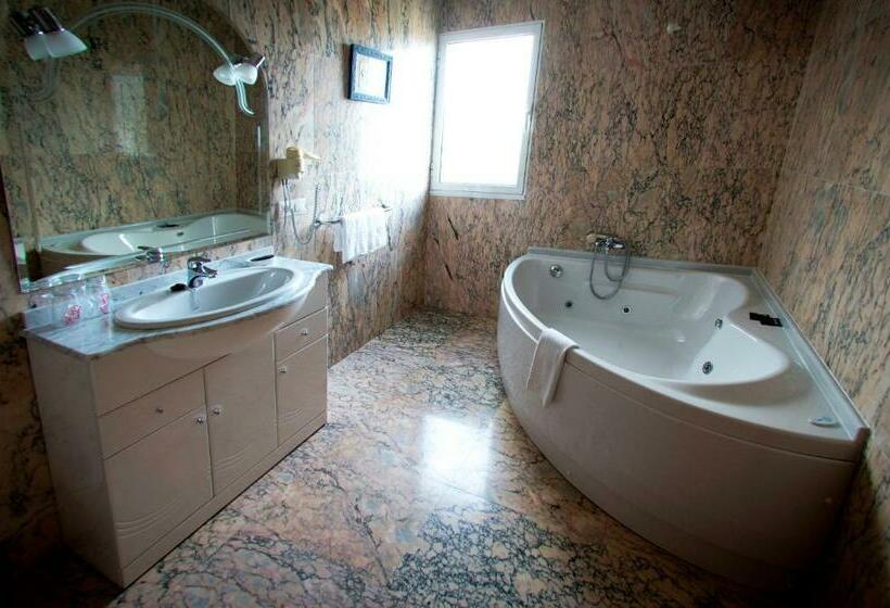 Номер Superior, Alda Alpina