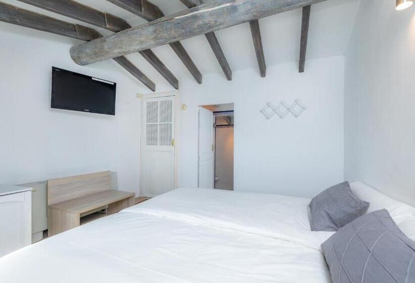 基本间, Casal D Artà By Baudot 1926   Adults Only