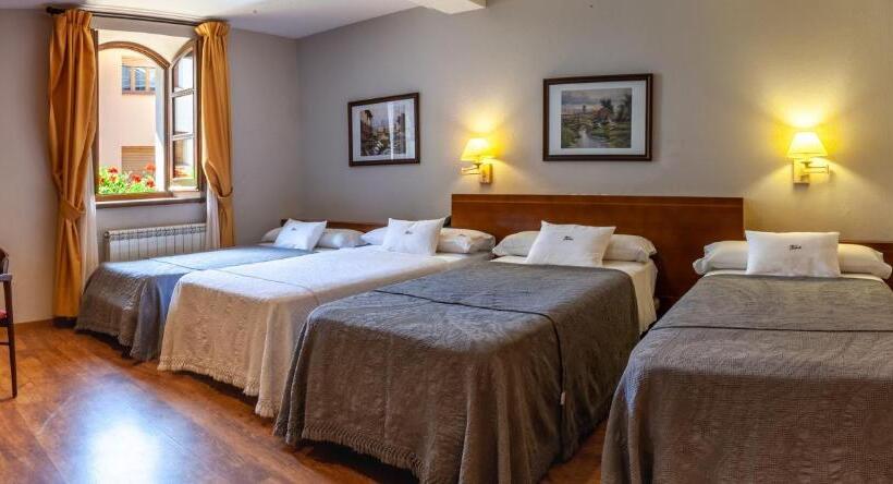 수피리어 룸, Fonda Merce