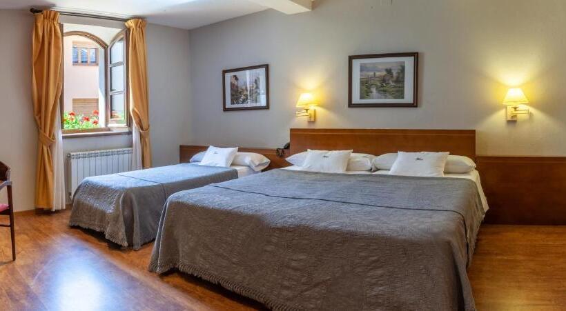 수피리어 룸, Fonda Merce