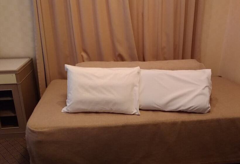 غرفة قياسية, Grand Hotel Kanachu Hadano