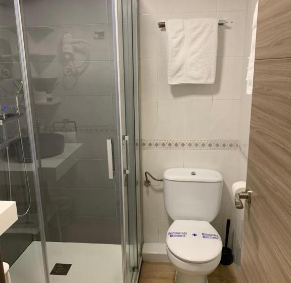 Номер Стандарт, Hostal El Rocio