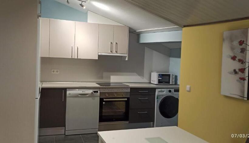 ファミリーステューディオ, Hostal San Antonio