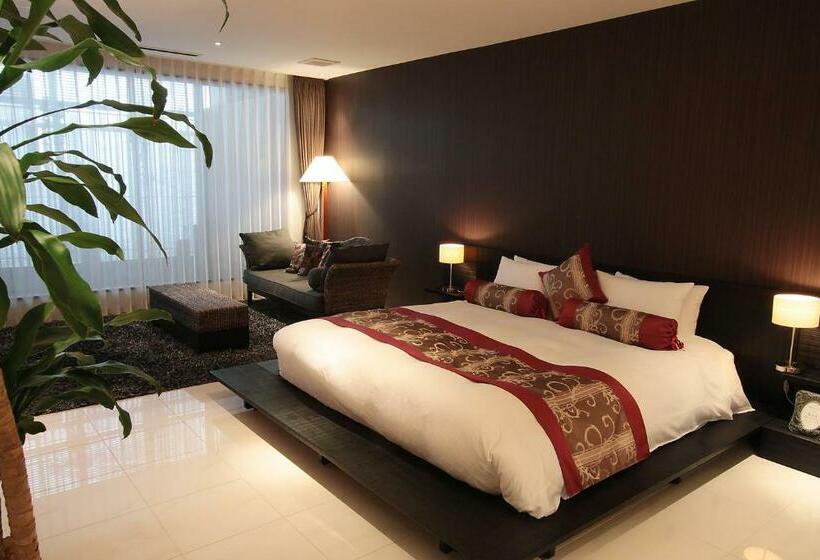 سوییت جونیور, Kizashi The Suite 京都祇園