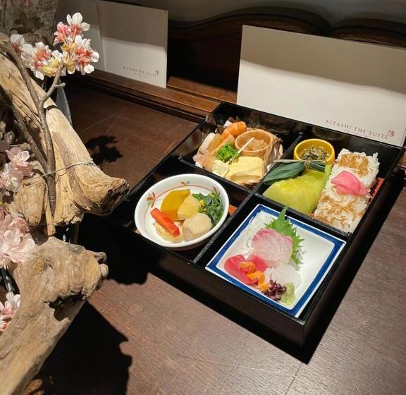 Президентский Люкс, Kizashi The Suite 京都祇園
