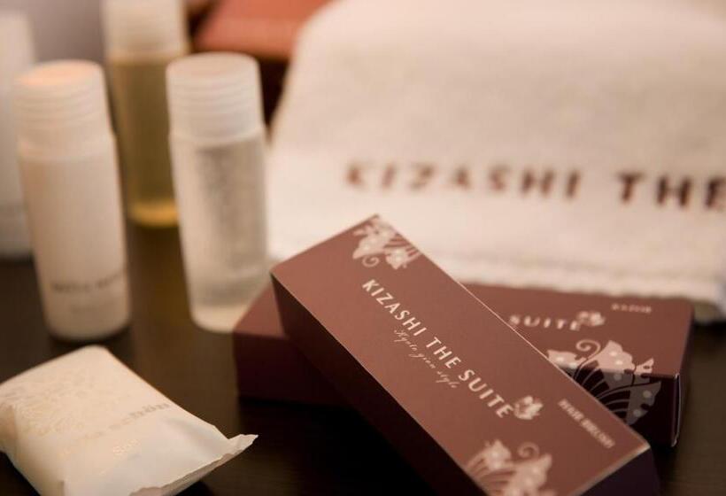 Люкс, Kizashi The Suite 京都祇園