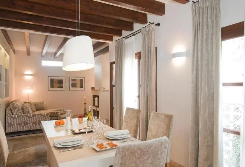 سوییت, & Restaurant Jardi D Artà