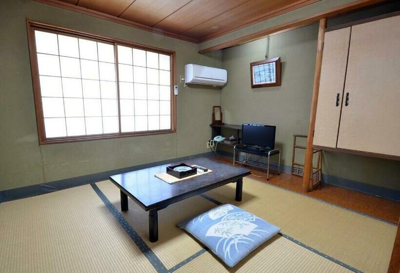 اتاق استاندارد با سرویس بهداشتی مشترک, Kogetsukan