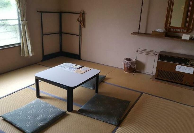 غرفة قياسية حمام مشترك, Ryokan Mikasaya