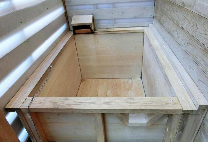 Номер Стандарт, Yurakuan Miyazaki