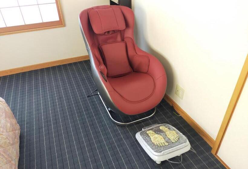 Номер Deluxe, Yurakuan Miyazaki