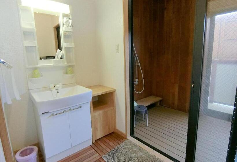 Номер Deluxe, Yurakuan Miyazaki