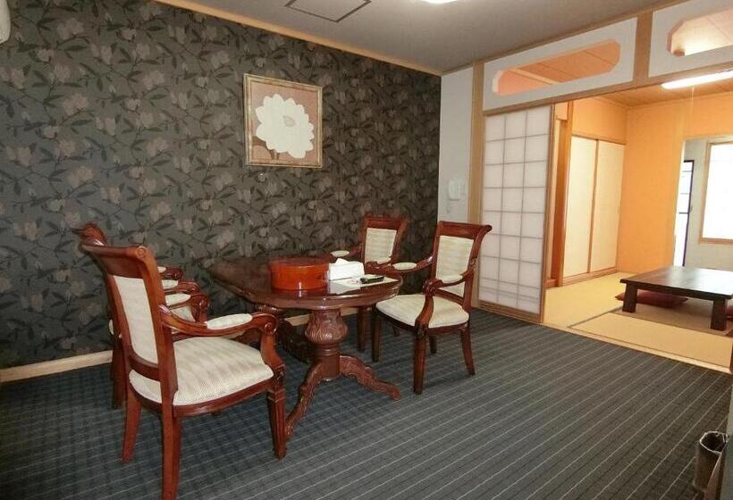 Номер Deluxe, Yurakuan Miyazaki