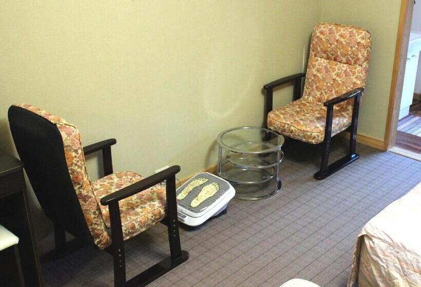 Номер Superior, Yurakuan Miyazaki