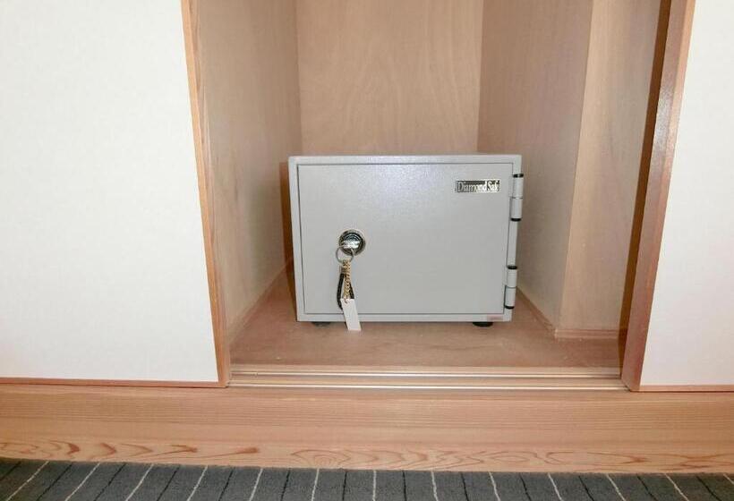 Номер Superior, Yurakuan Miyazaki