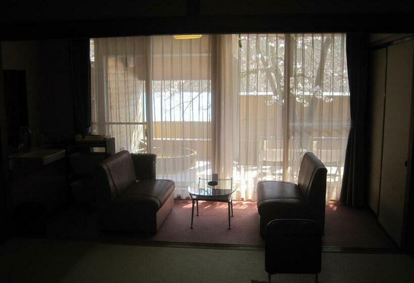 스탠다드 룸, Shosenkaku