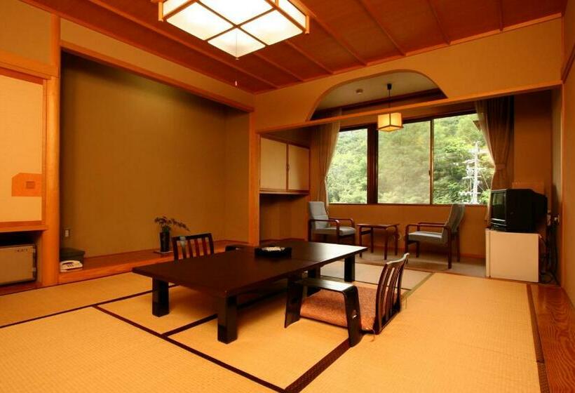 스탠다드 룸, Shosenkaku